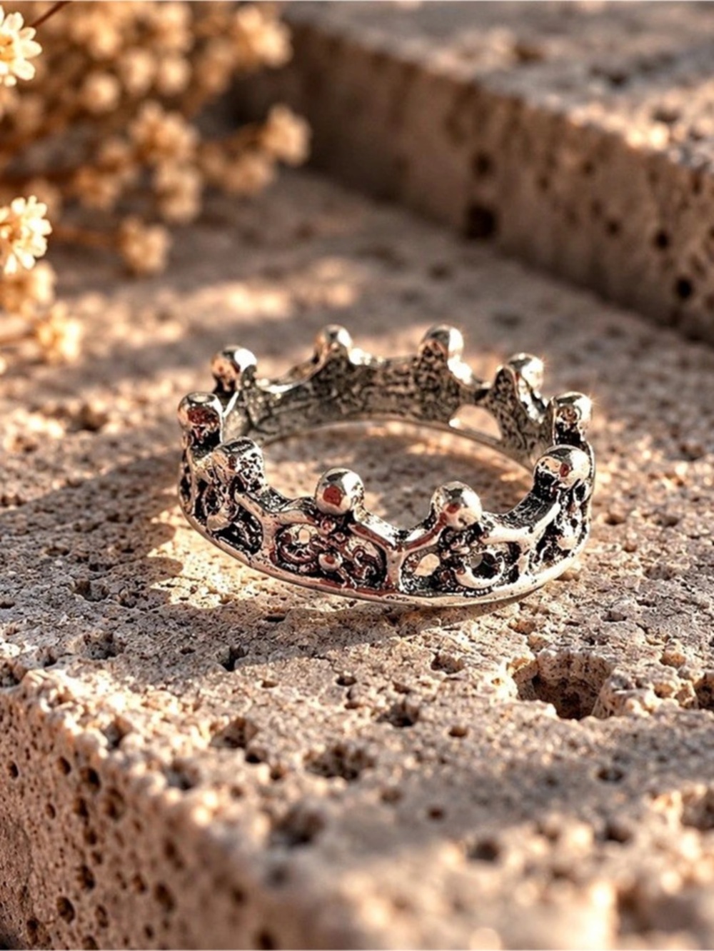 Crown Ring in Silver tone